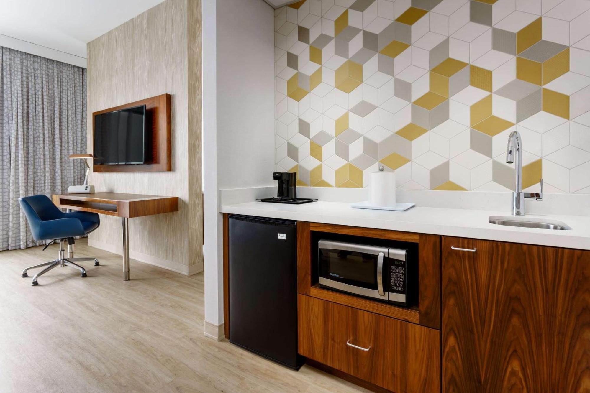 Hampton Inn & Suites Santa Monica Buitenkant foto
